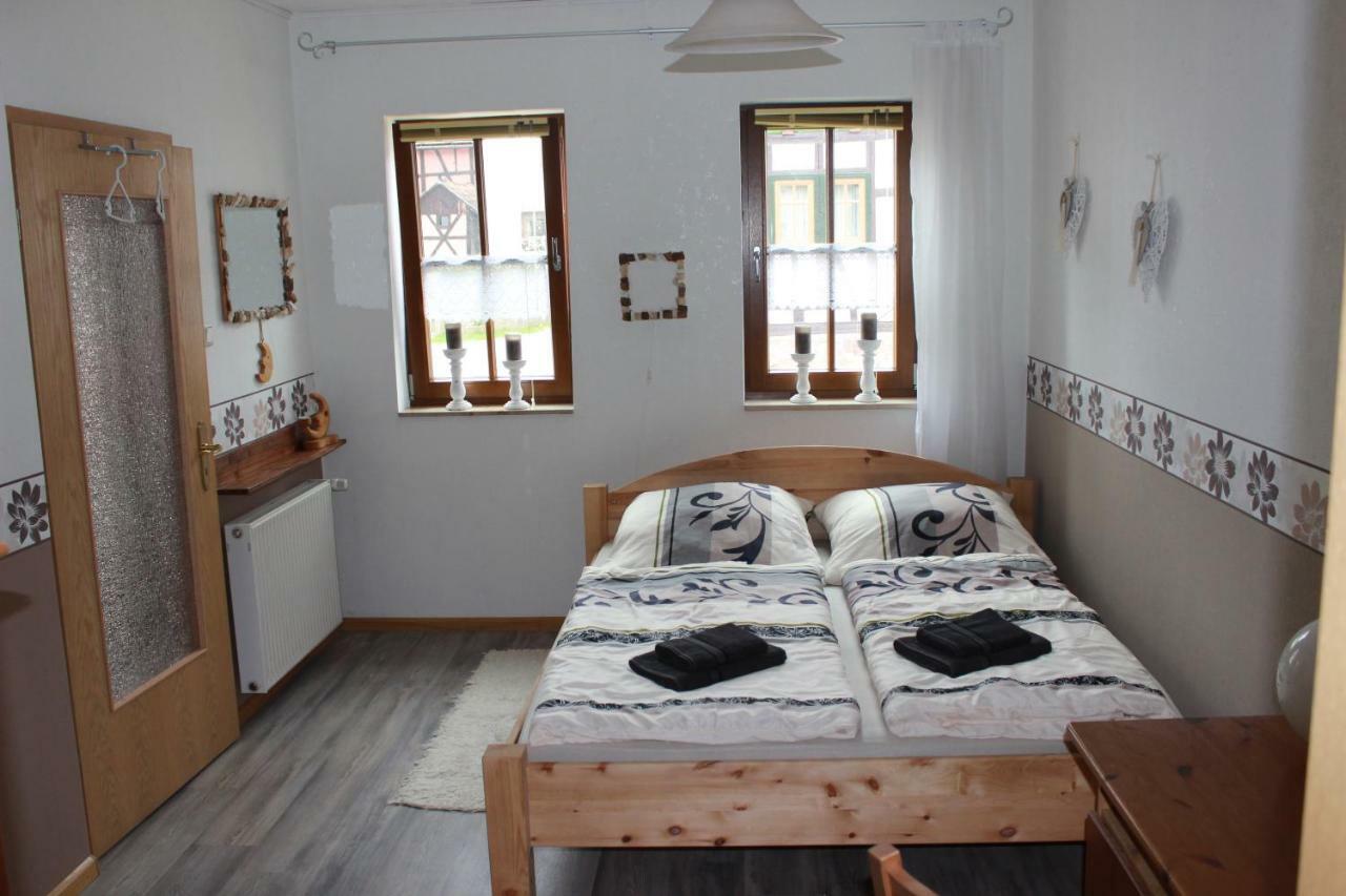 Ferienwohnung Schwarz Benshausen 외부 사진